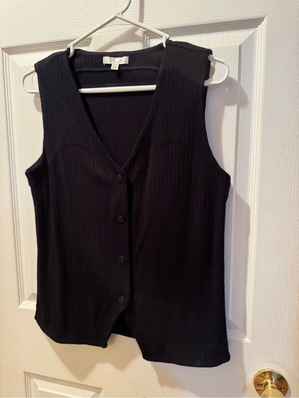 nine britton Black Sleeveless Ribbed Button-Front Top